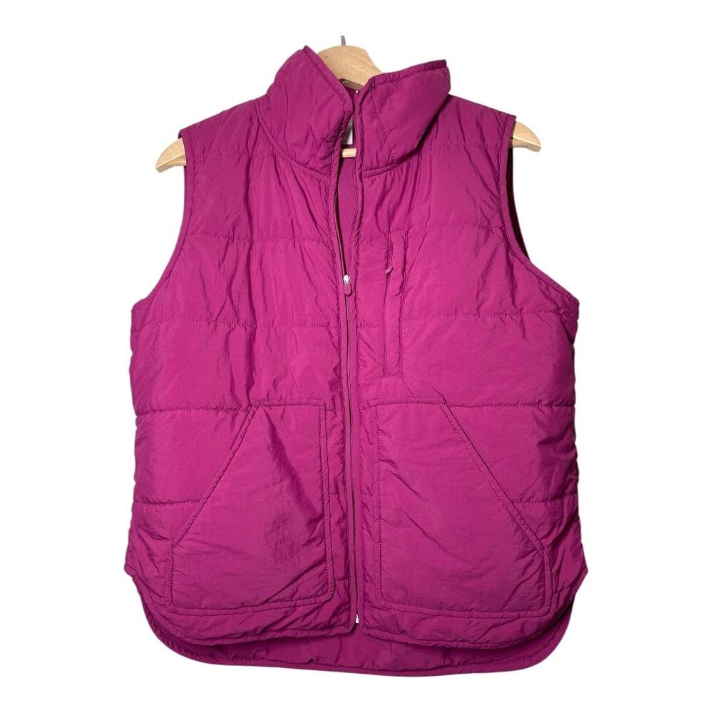 Zella Puffer Vest Womens Size Medium Magenta Pink Pockets Quilted Campcore